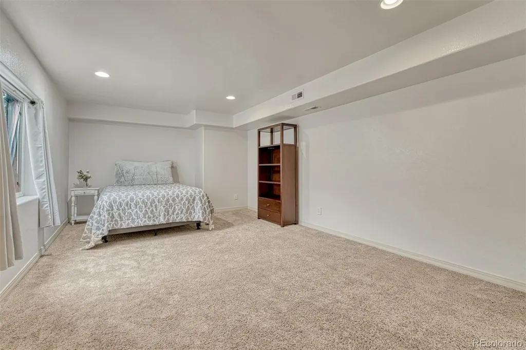2404 Shady Aspen Drive Colorado Springs CO 80921
