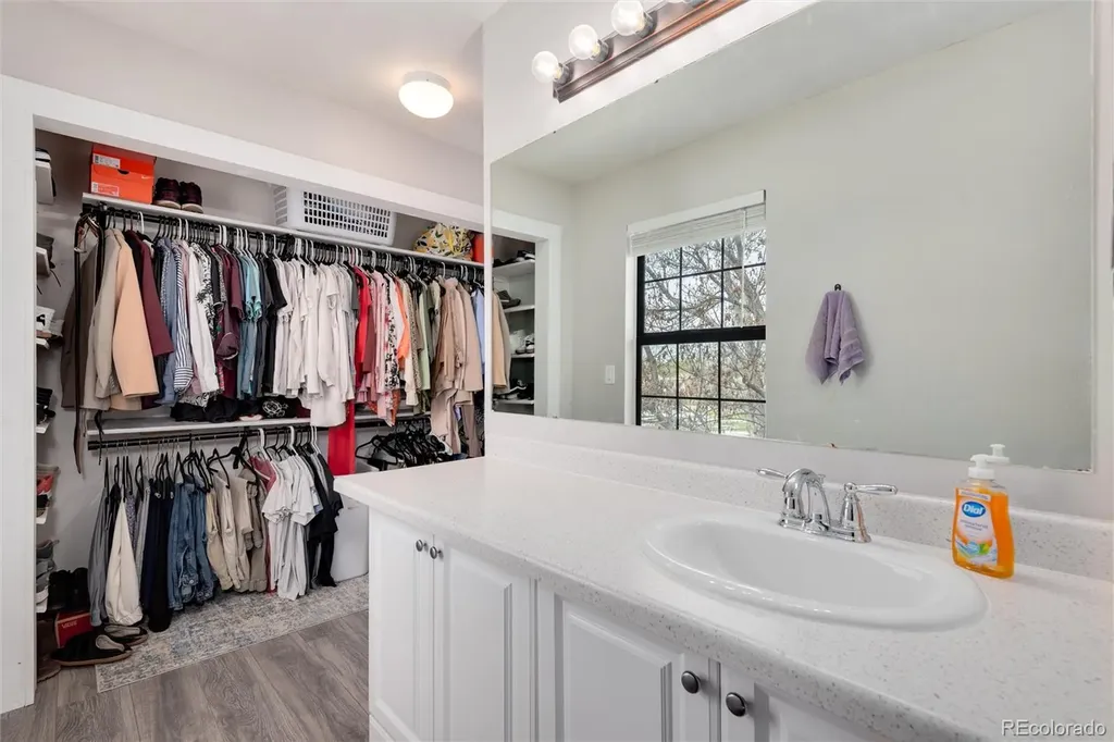 2625 S Xanadu Way Aurora CO 80014