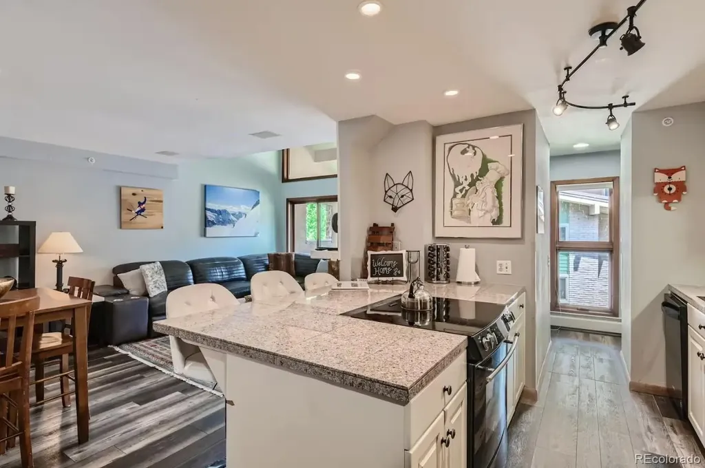 993 Lions Ridge Loop Vail CO 81657