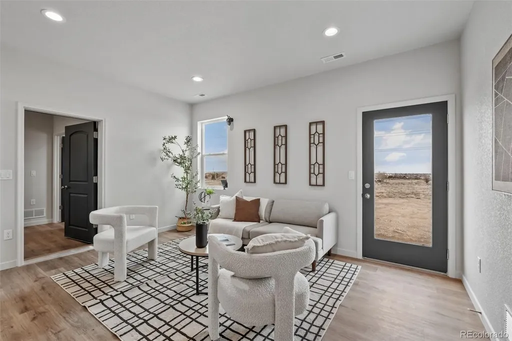 380 S Ashford Drive Pueblo CO 81007