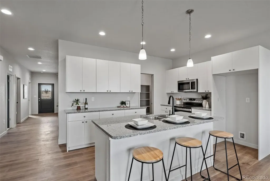 380 S Ashford Drive Pueblo CO 81007