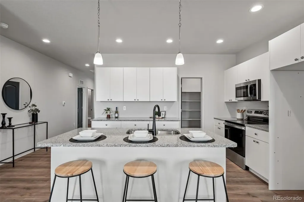380 S Ashford Drive Pueblo CO 81007