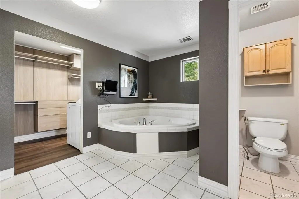 2190 Jay Street Edgewater CO 80214