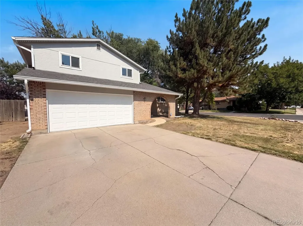 203 S 16th Avenue Brighton CO 80601