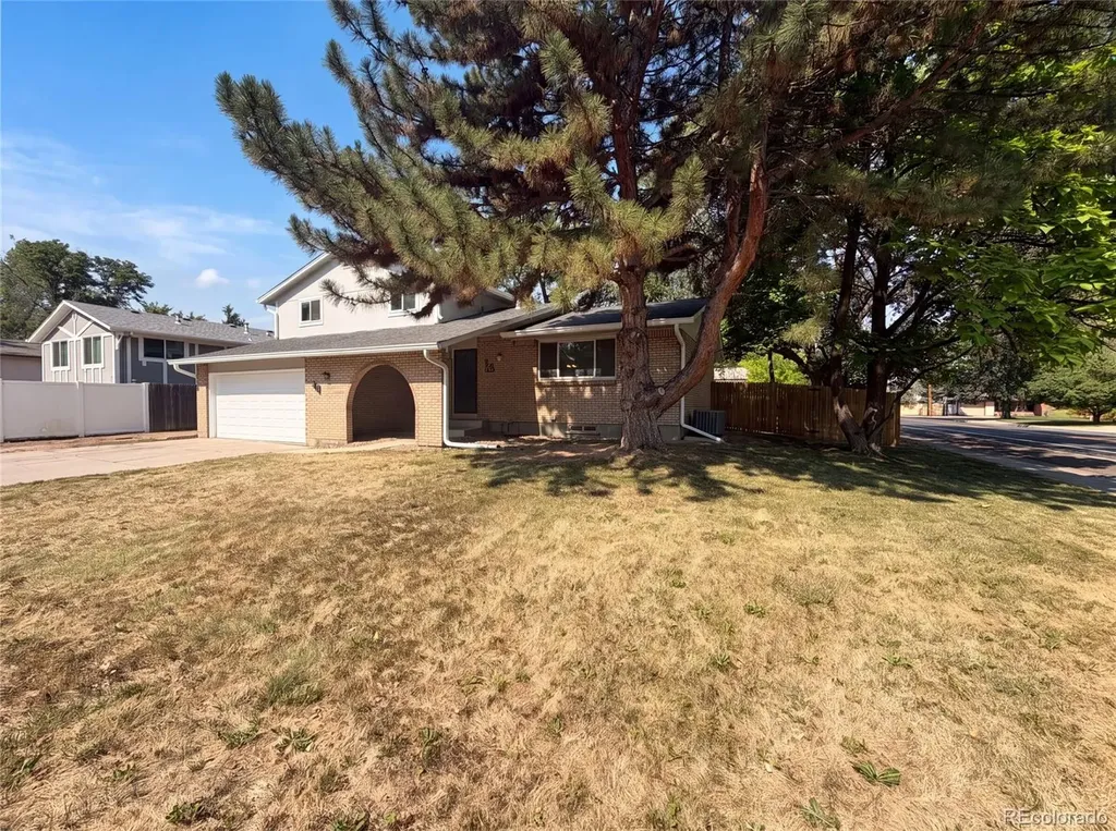 203 S 16th Avenue Brighton CO 80601