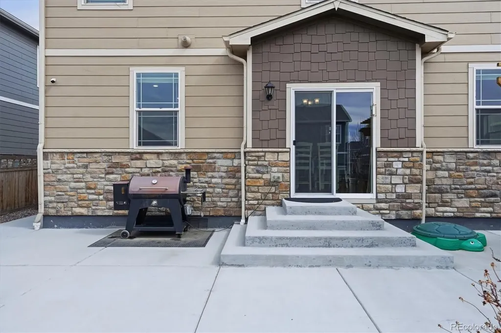 6047 N Halifax Court Aurora CO 80019