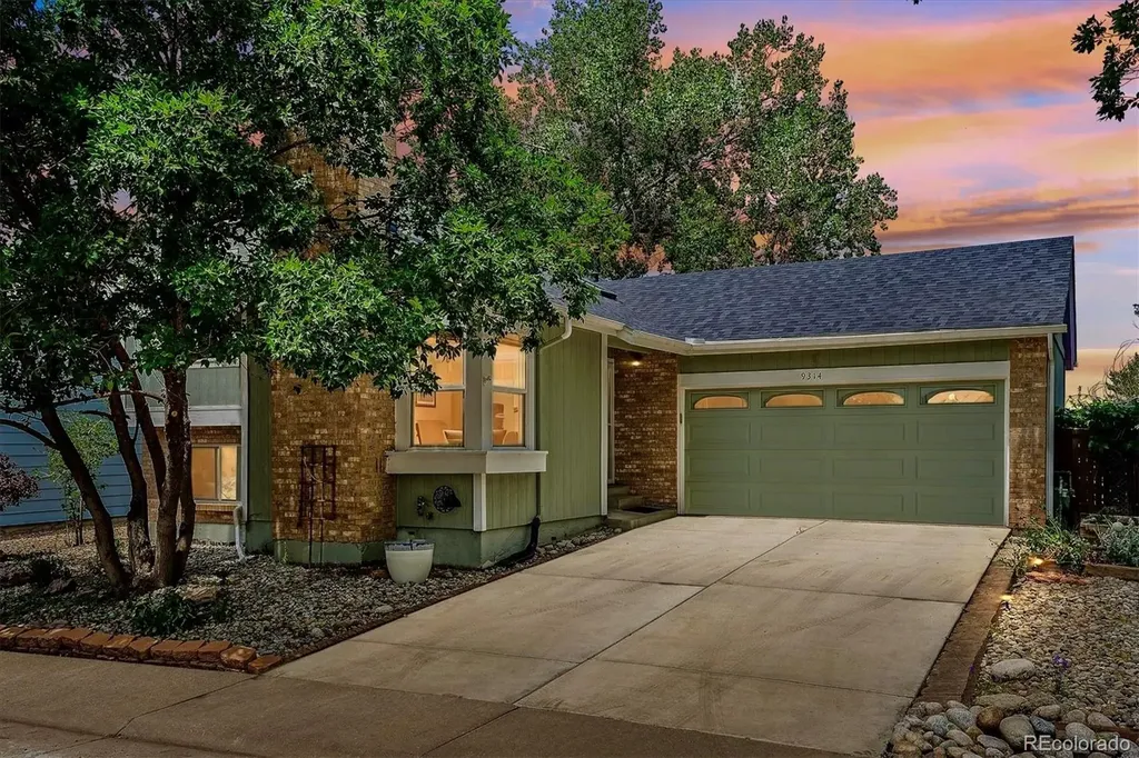 9314 Hickory Circle Littleton CO 80126