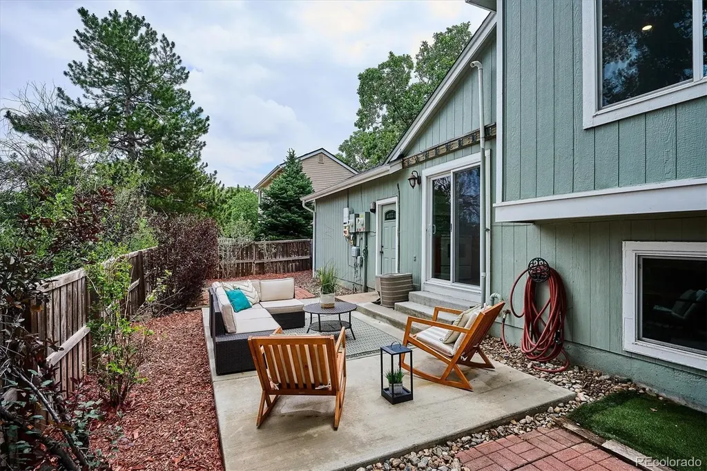 9314 Hickory Circle Littleton CO 80126
