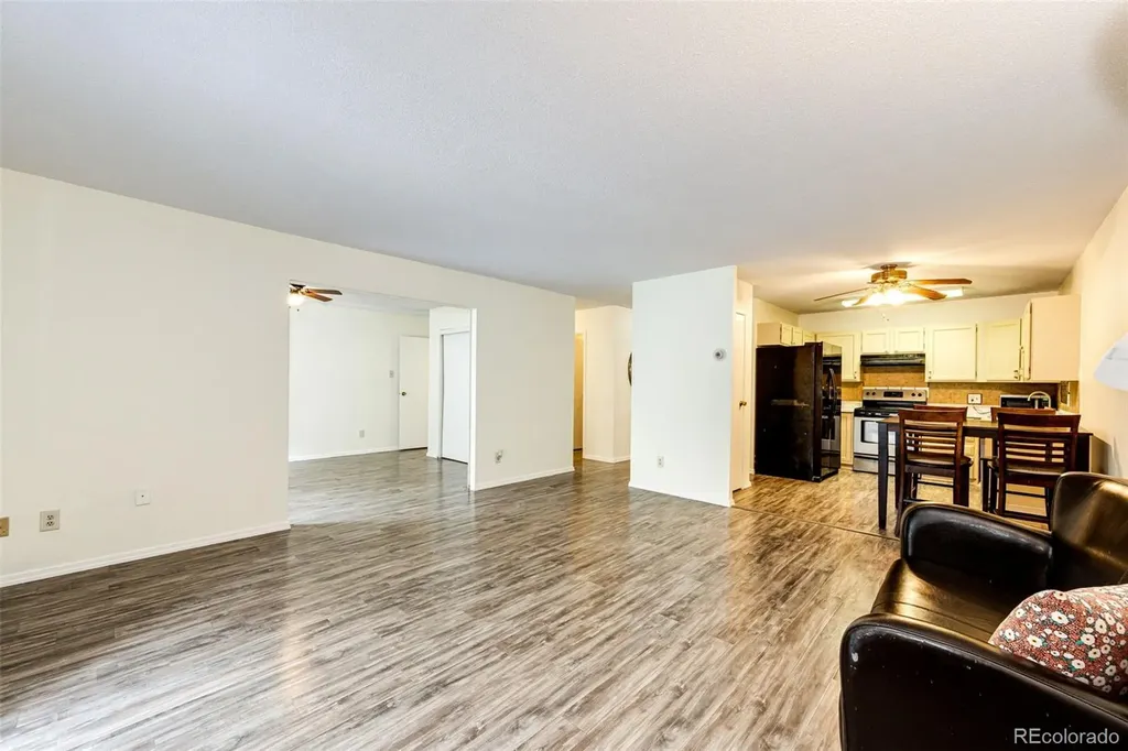 3082 S Wheeling Way Aurora CO 80014