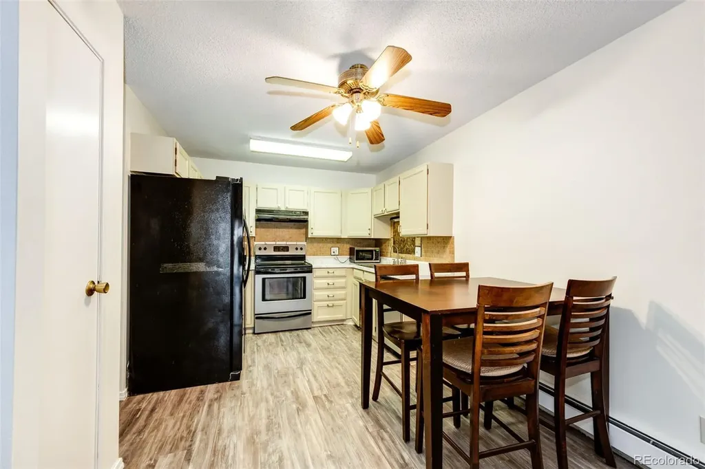 3082 S Wheeling Way Aurora CO 80014