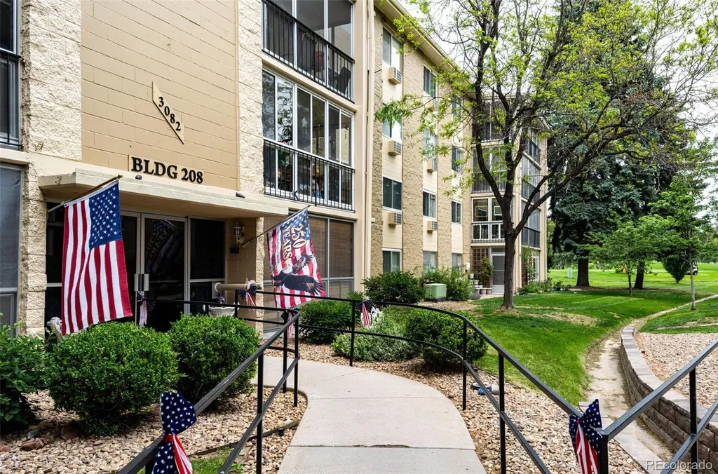 3082 S Wheeling Way Aurora CO 80014