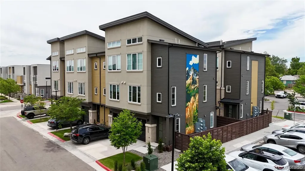 5235 N Eliot Street Denver CO 80221