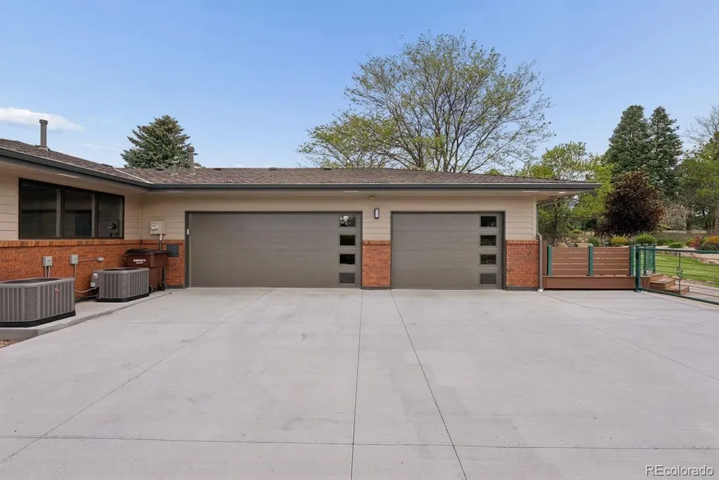 1670 Hill Circle Colorado Springs CO 80904