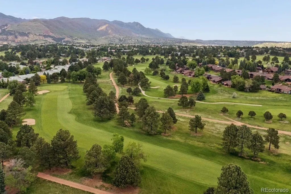 1670 Hill Circle Colorado Springs CO 80904