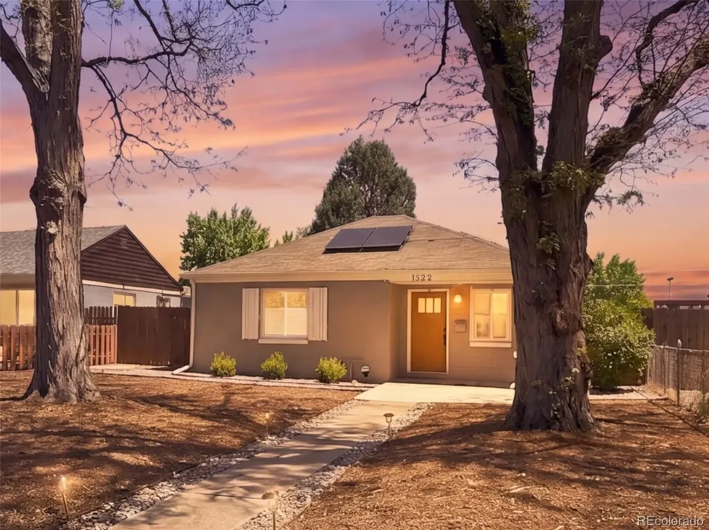 3250 Dexter Street Denver CO 80207