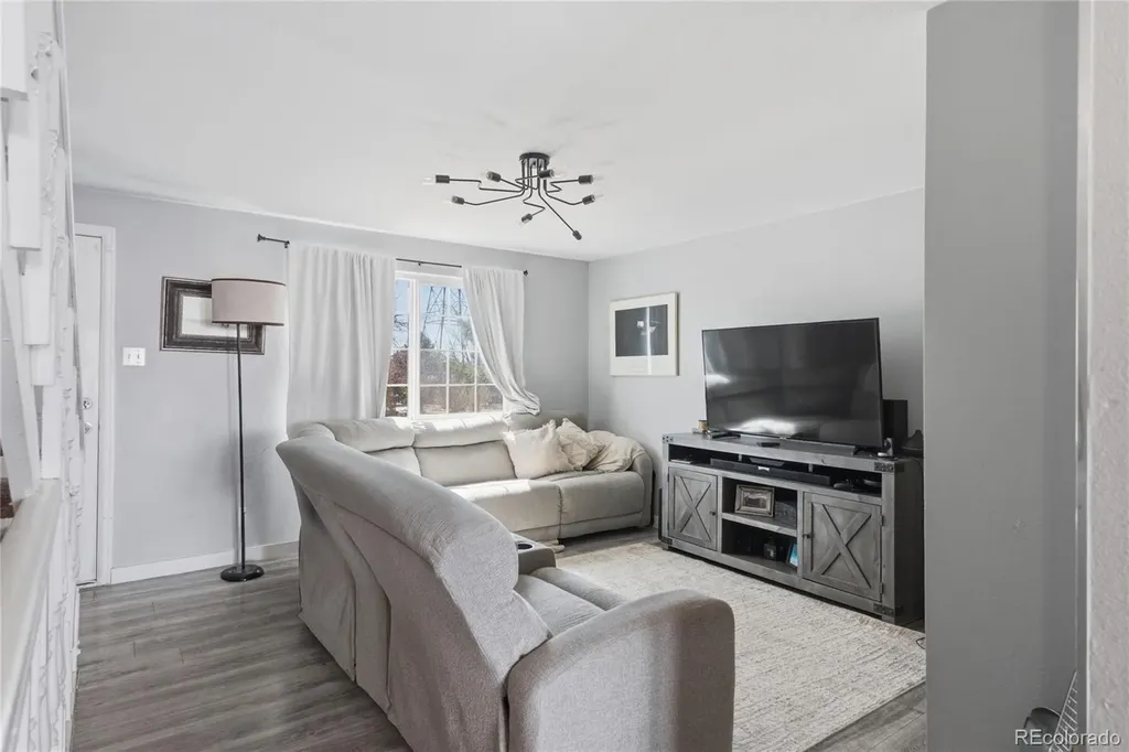 14087 E Jewell Avenue Aurora CO 80012
