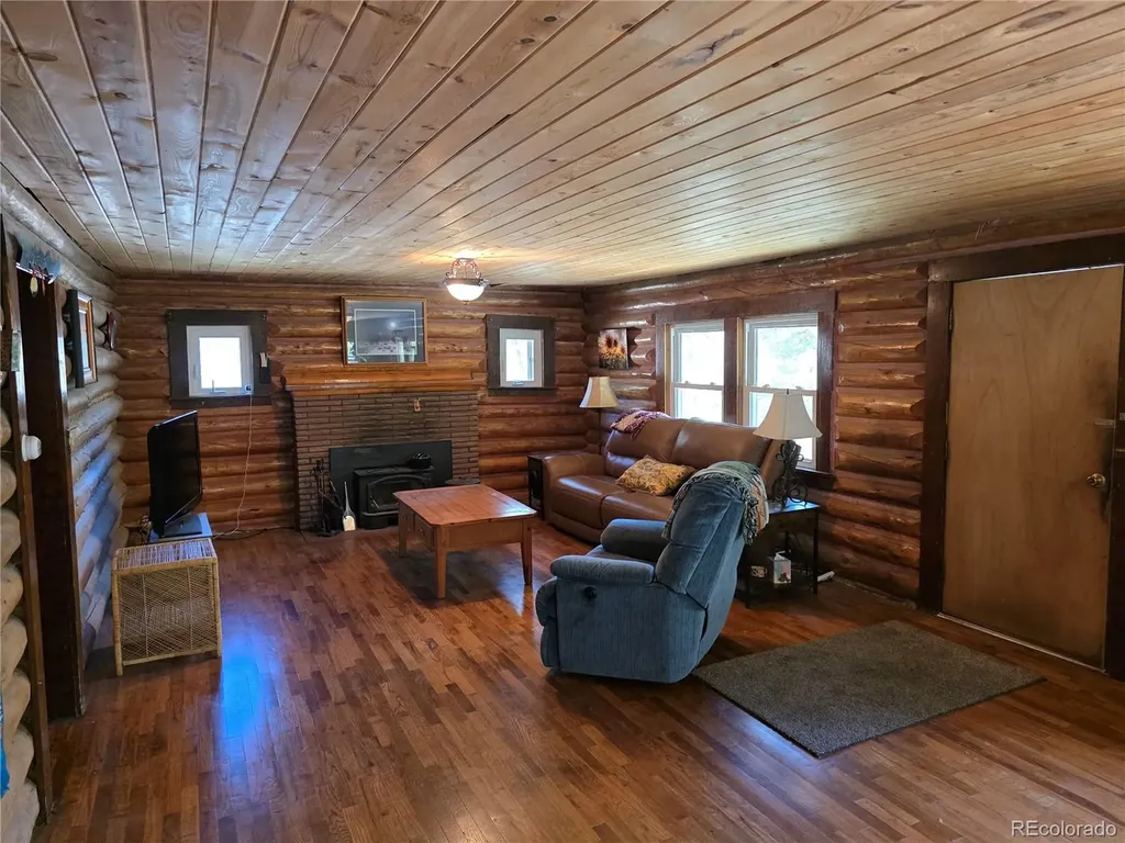 286 West Creek Road Howard CO 81233