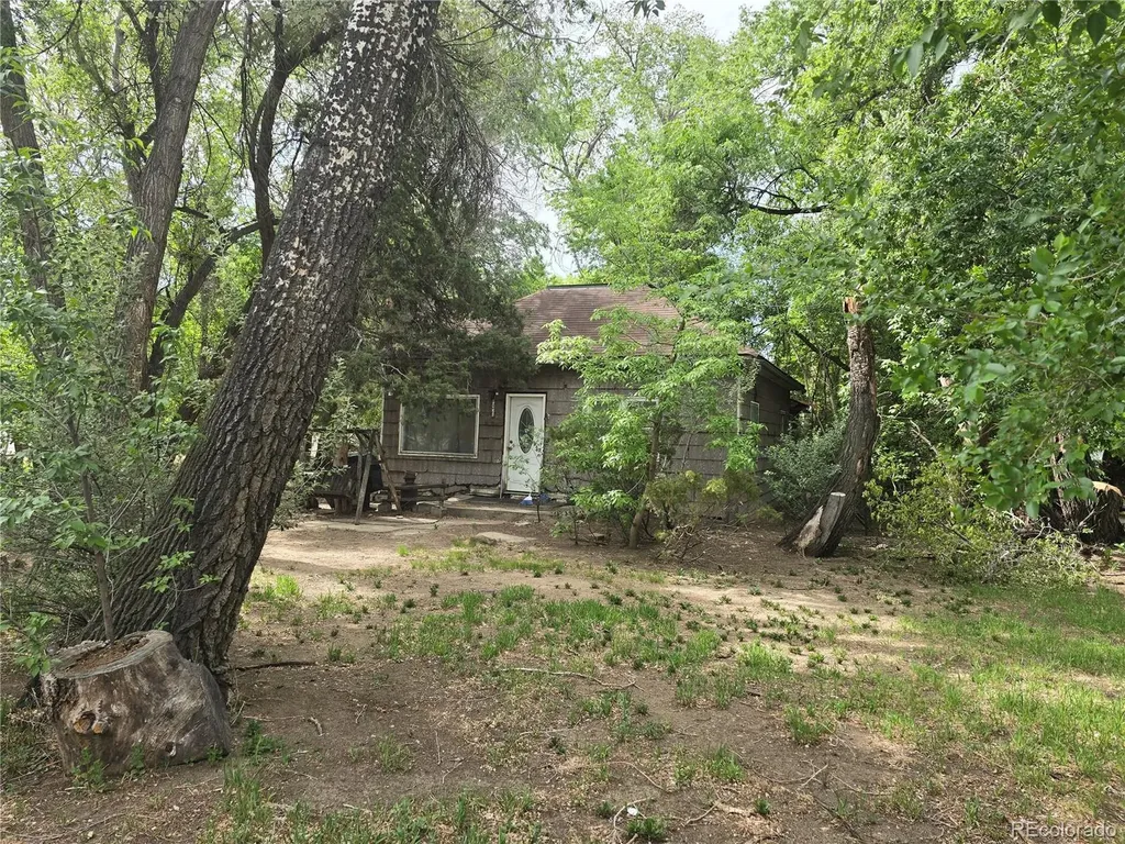 339 17th Avenue Longmont CO 80501