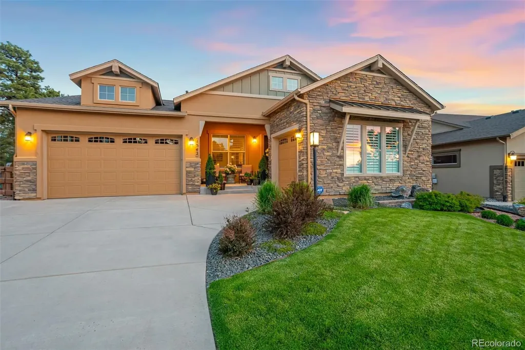 1542 Summerglow Lane Monument CO 80132