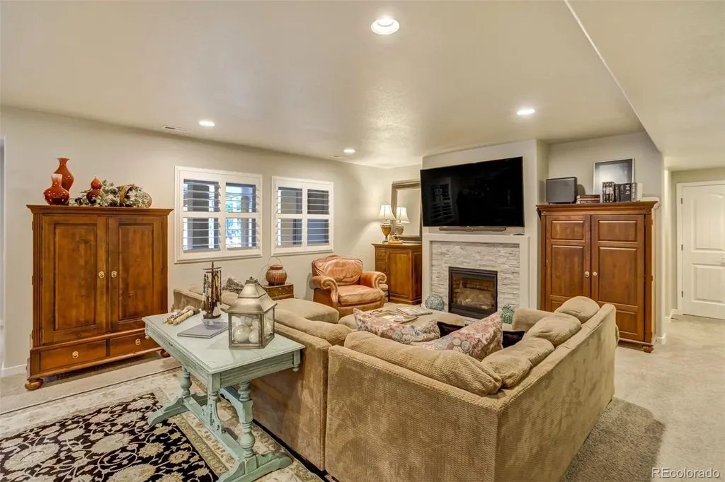 1542 Summerglow Lane Monument CO 80132