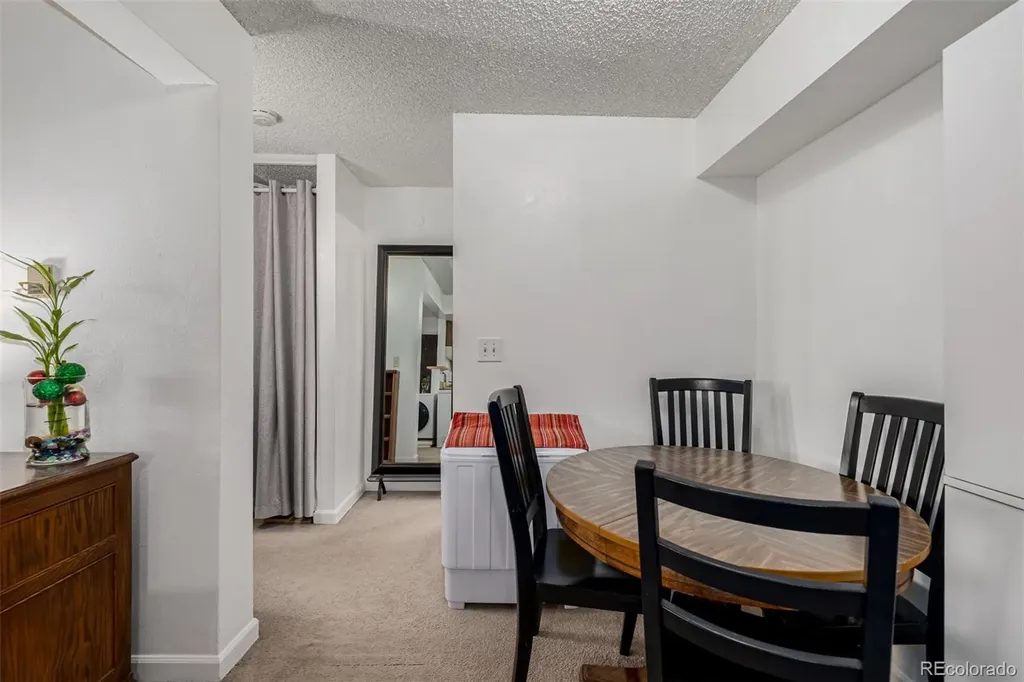381 S Ames Street Lakewood CO 80226