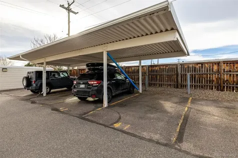 381 S Ames Street Lakewood CO 80226