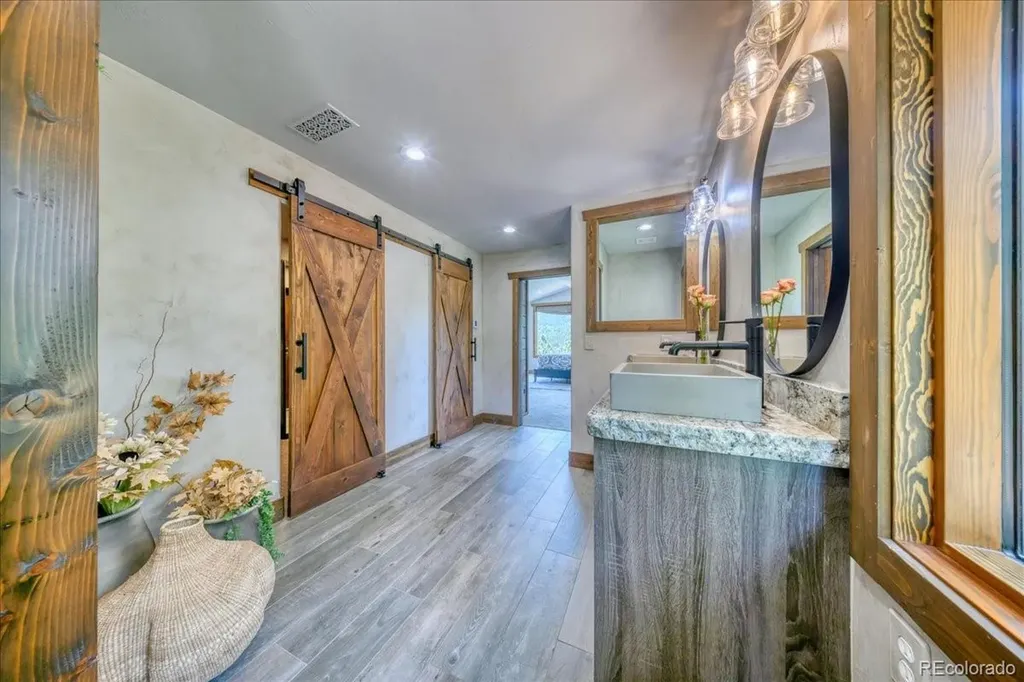 2112 Sawmill Gulch Road Golden CO 80401