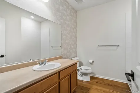 855 N Waterloo Circle Aurora CO 80018