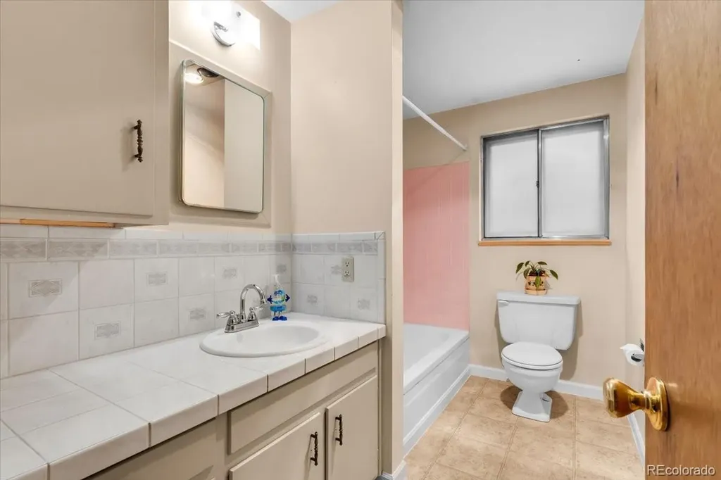 570 Vista Drive Castle Rock CO 80104