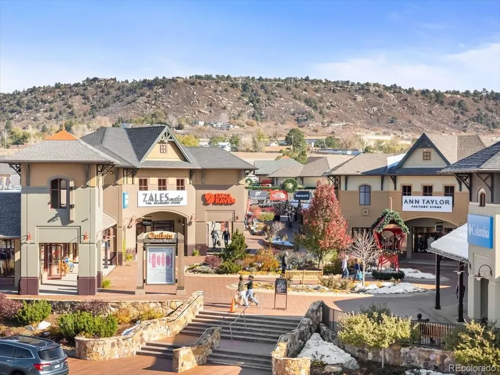 570 Vista Drive Castle Rock CO 80104