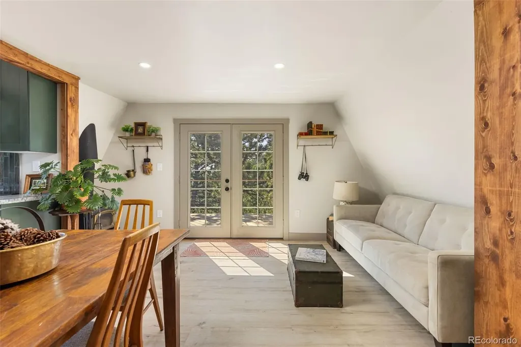 11682 Beauty Lane Golden CO 80403