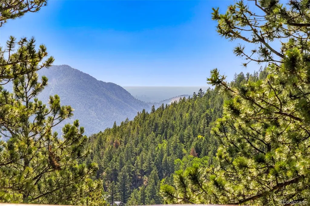 11682 Beauty Lane Golden CO 80403