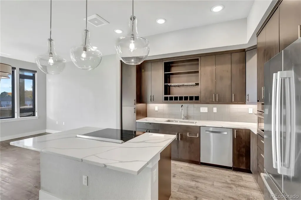 6618 E Lowry Boulevard Denver CO 80230