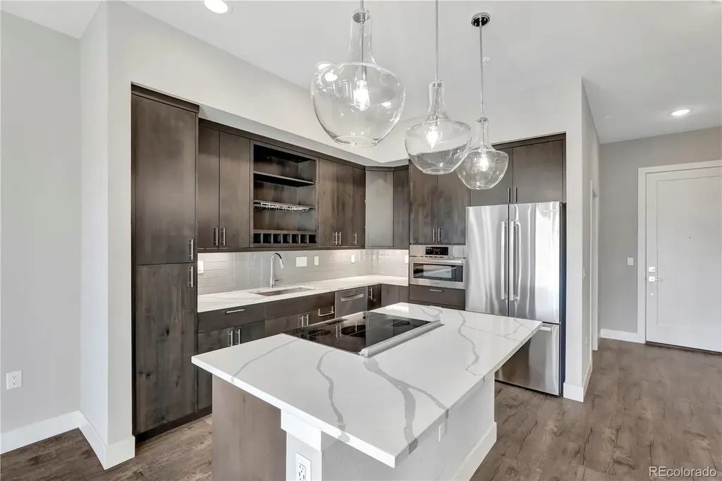 6618 E Lowry Boulevard Denver CO 80230