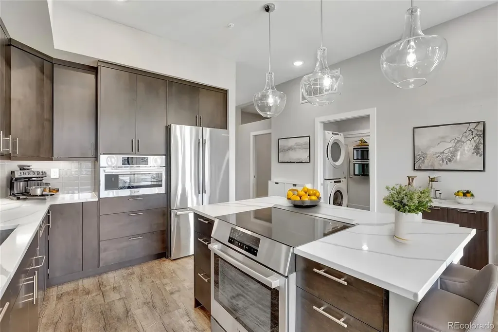6618 E Lowry Boulevard Denver CO 80230