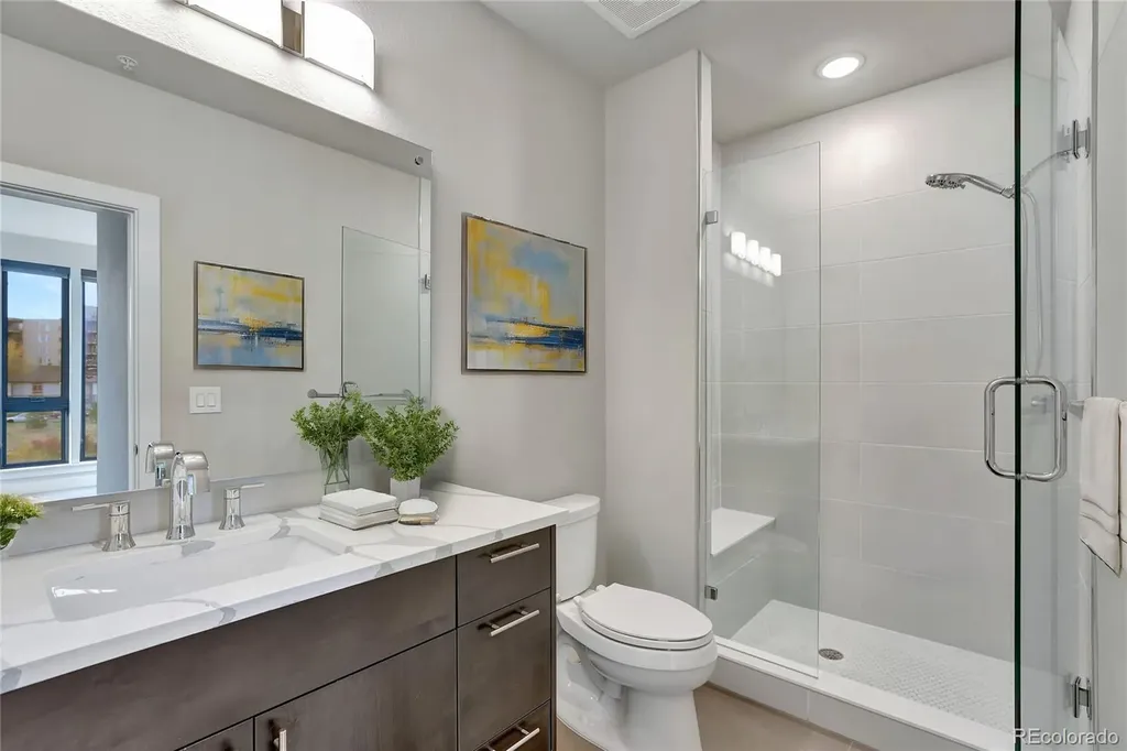6618 E Lowry Boulevard Denver CO 80230