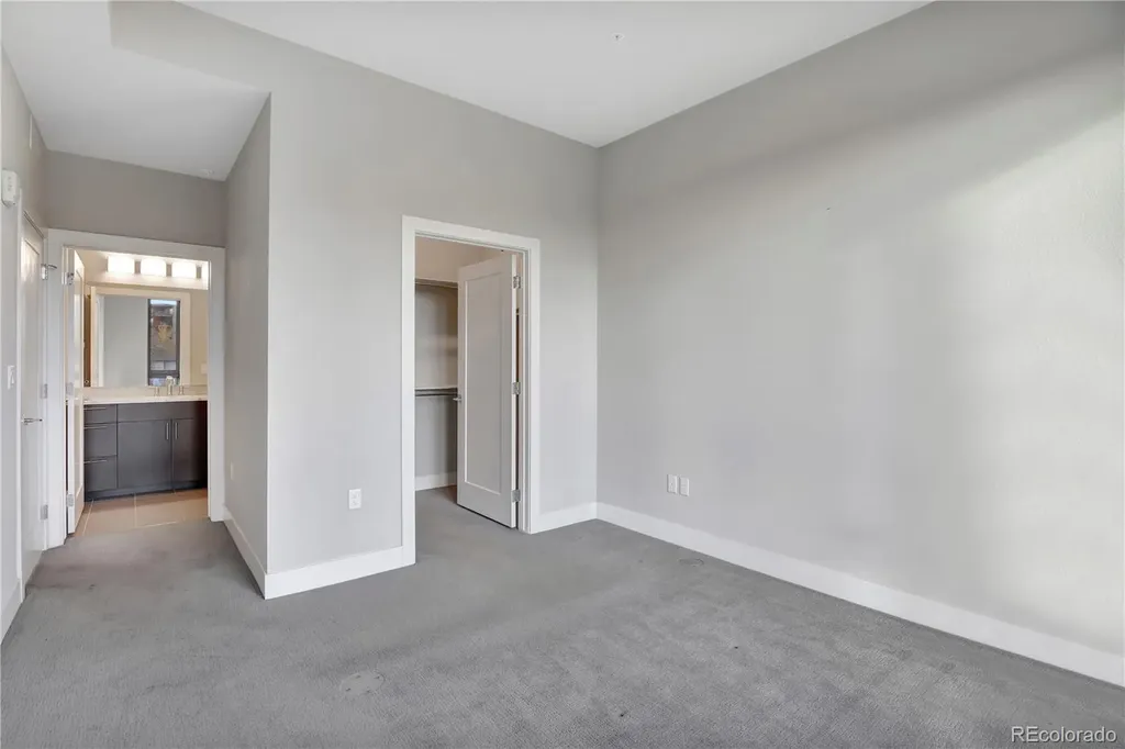 6618 E Lowry Boulevard Denver CO 80230