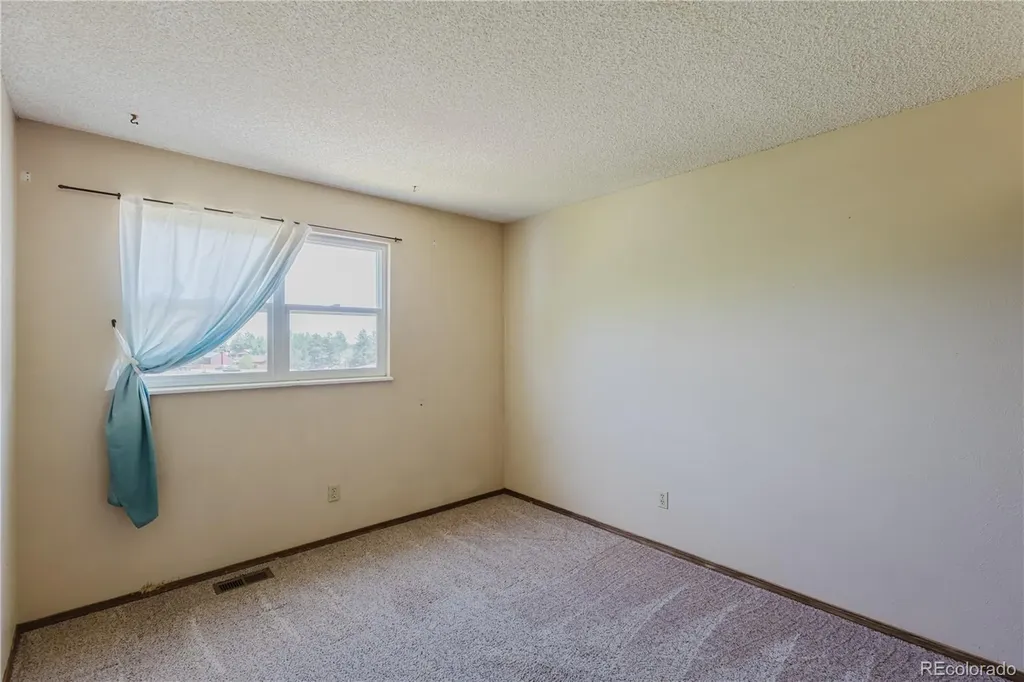 15958 E Radcliff Place Aurora CO 80015