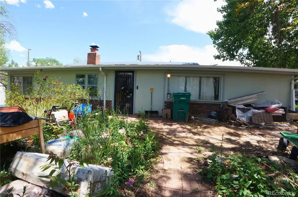 1180 W Stanford Drive Englewood CO 80110