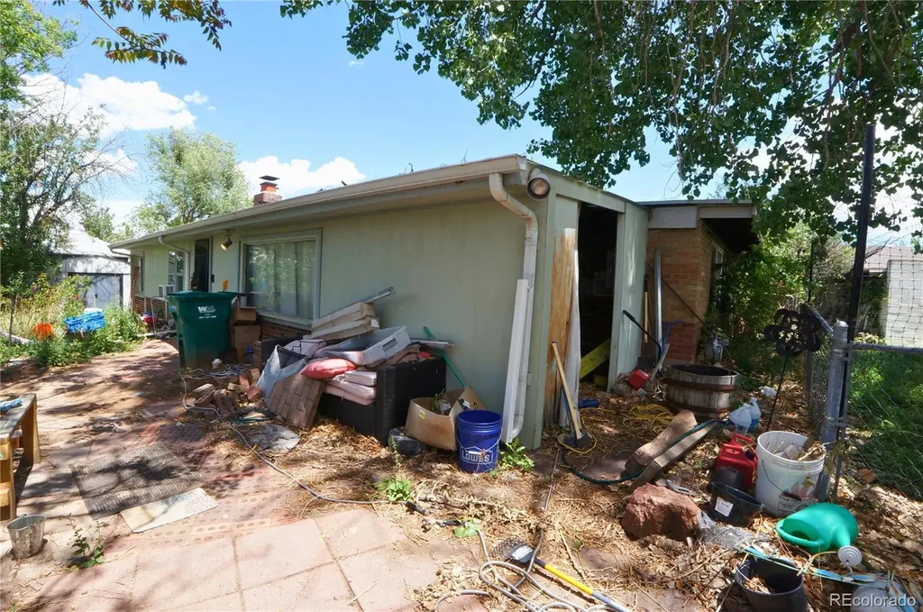 1180 W Stanford Drive Englewood CO 80110