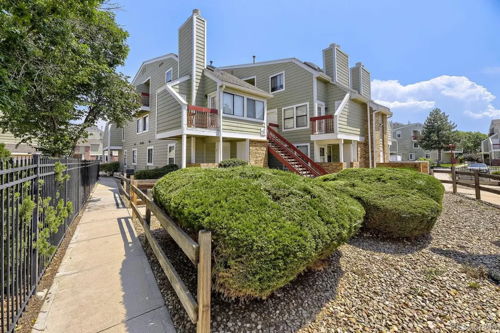 14581 E Ford Place Aurora CO 80012