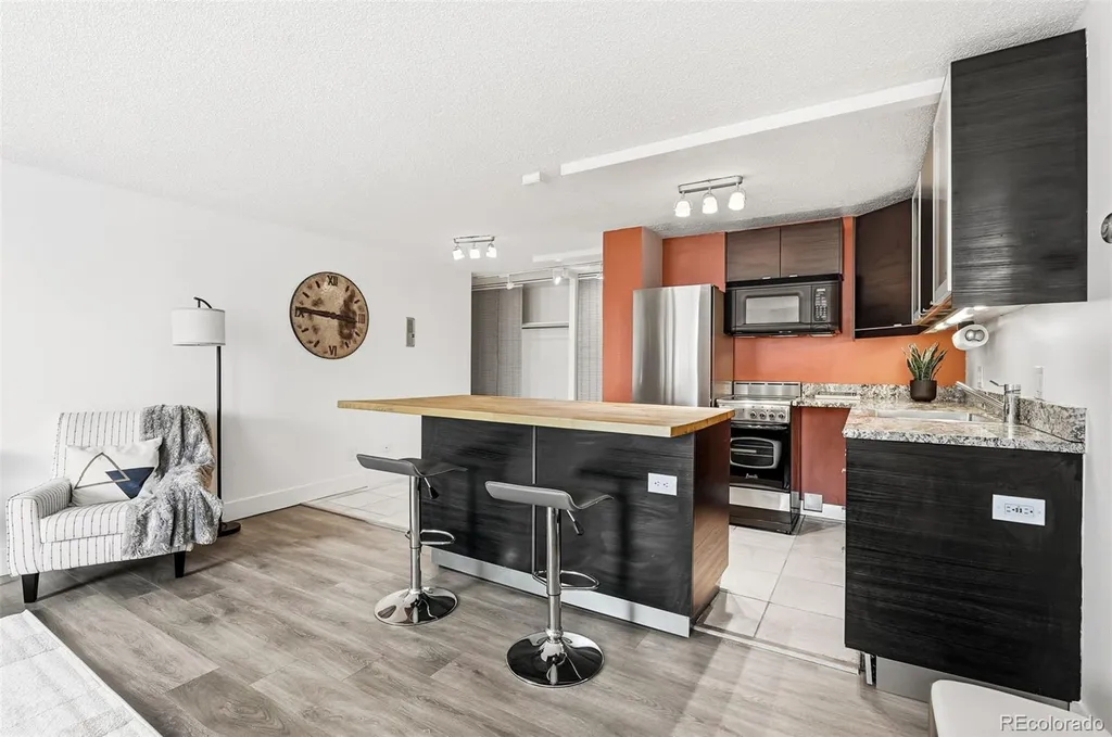 799 Dahlia Street Denver CO 80220