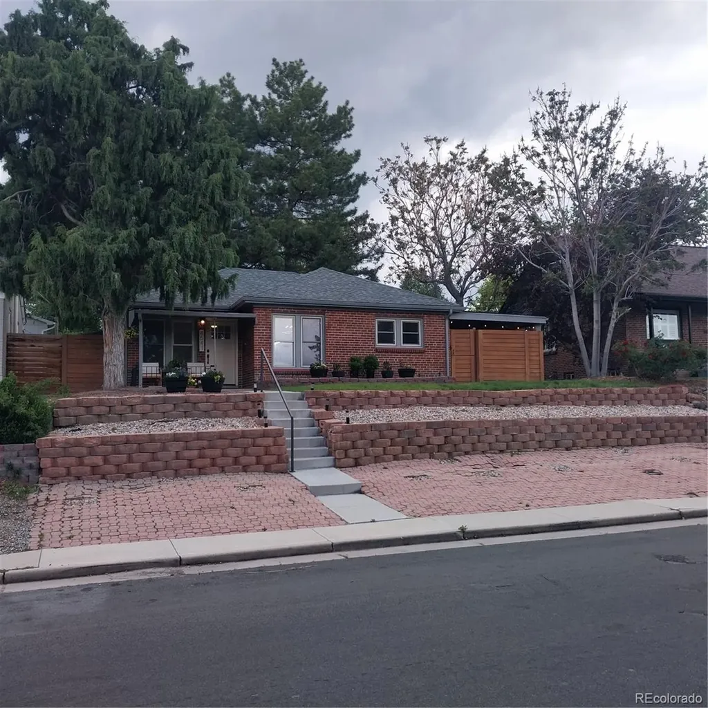 4541 Eliot Street Denver CO 80211