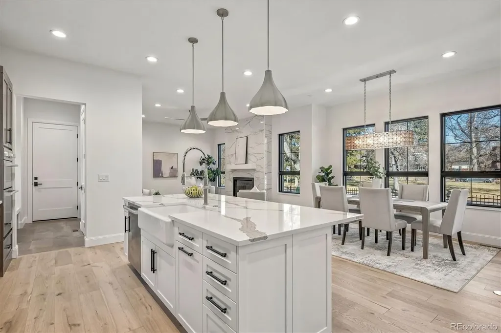 1699 Bellaire Street Denver CO 80220