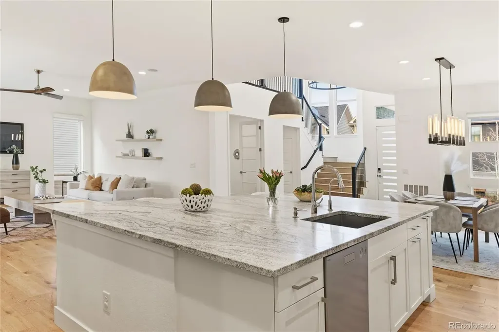 6121 Chester Street Denver CO 80238
