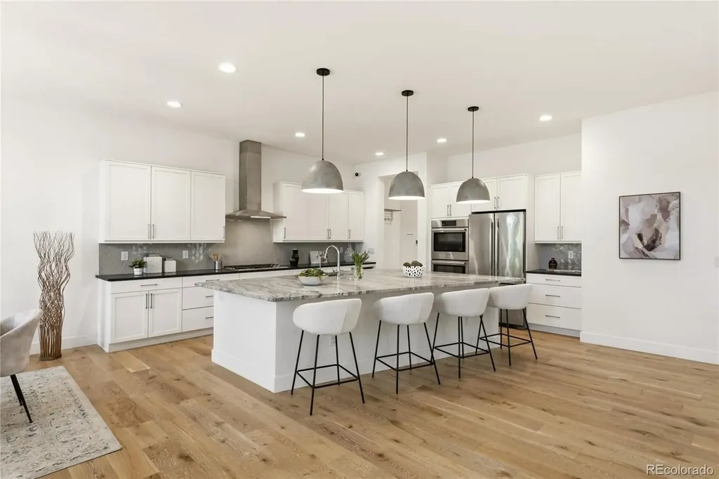 6121 Chester Street Denver CO 80238