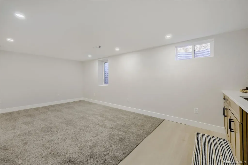 136 Agate Way Broomfield CO 80020