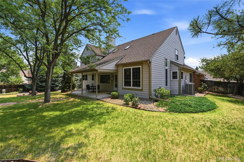 5923 E Irwin Place Englewood CO 80112