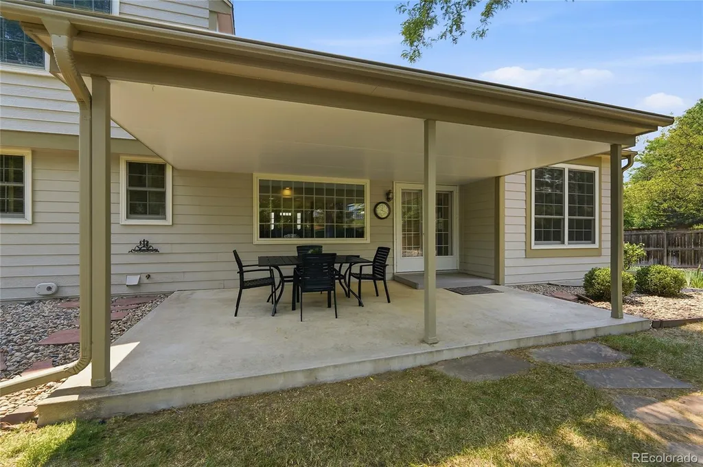 5923 E Irwin Place Englewood CO 80112