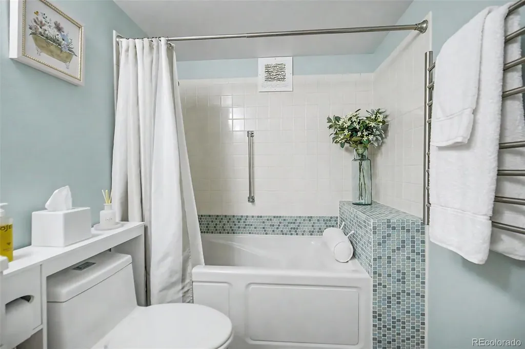 14102 E Linvale Aurora CO 80014